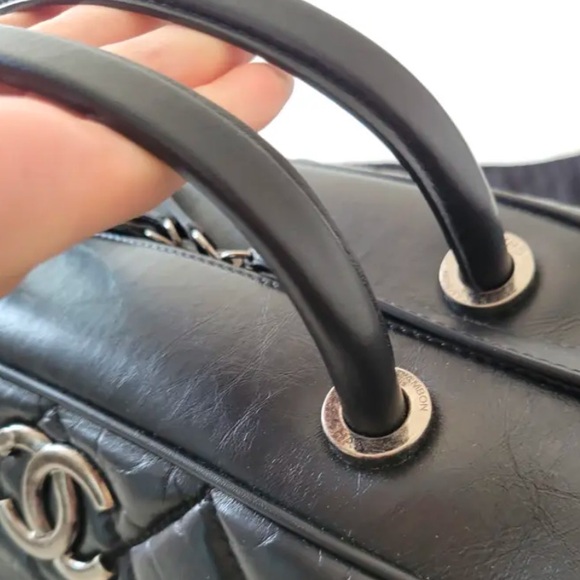 Auth CHANEL Trendy CC Bowler Lambskin Handbag Crossbody Large - Picture 4 of 15